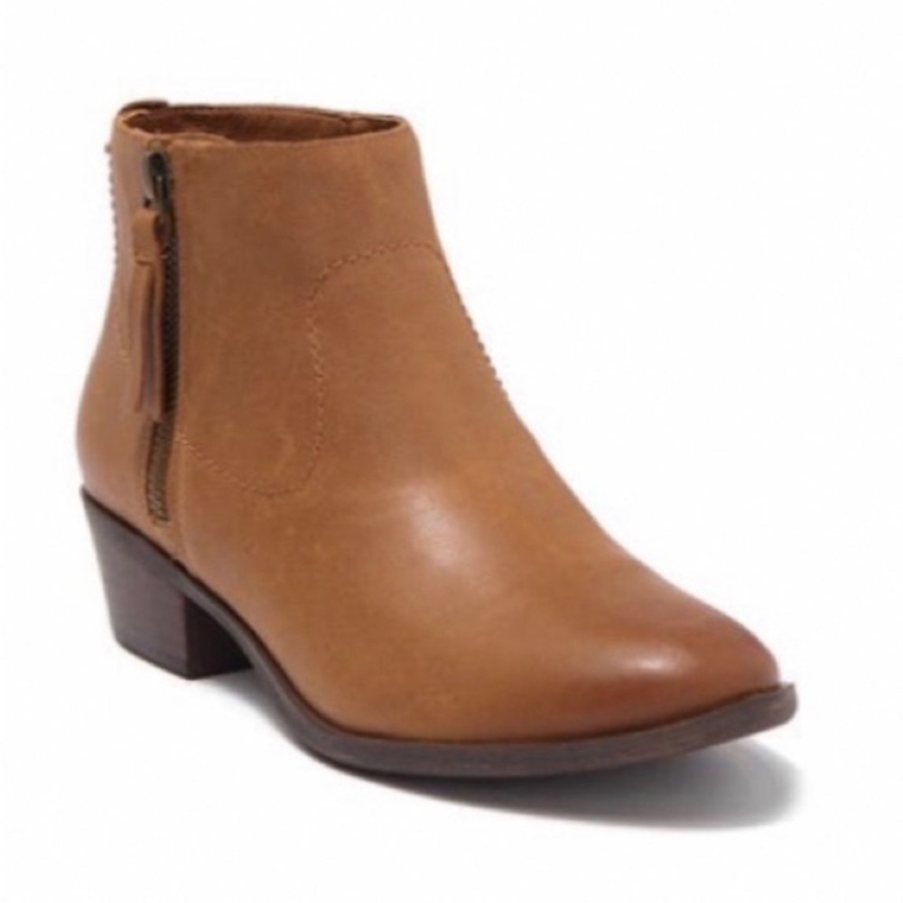 LUCKY BRAND Blandre Ankle Bootie, women’s Size 5 1/2M,‎ NEW, No Box